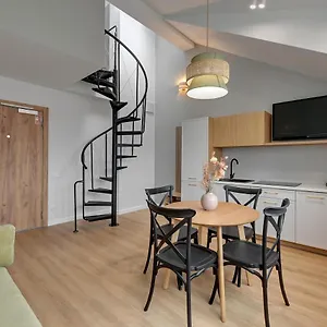 Waterlane Vintage - Fitness & Parking By Downtown Apartament